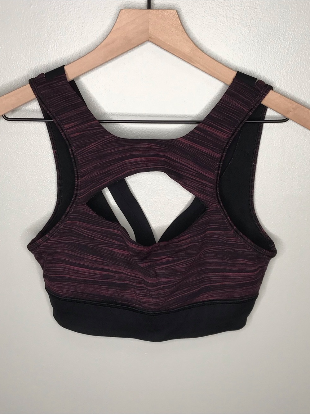 Lululemon Athletica Run The Day Sports Bra Sz 4